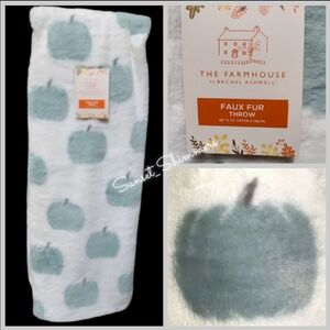Rachel Ashwell Blue Pumpkin Plush Faux Fur Throw Blanket Thanksgiving Fall Decor